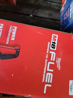 Milwaukee M18 Chainsaw