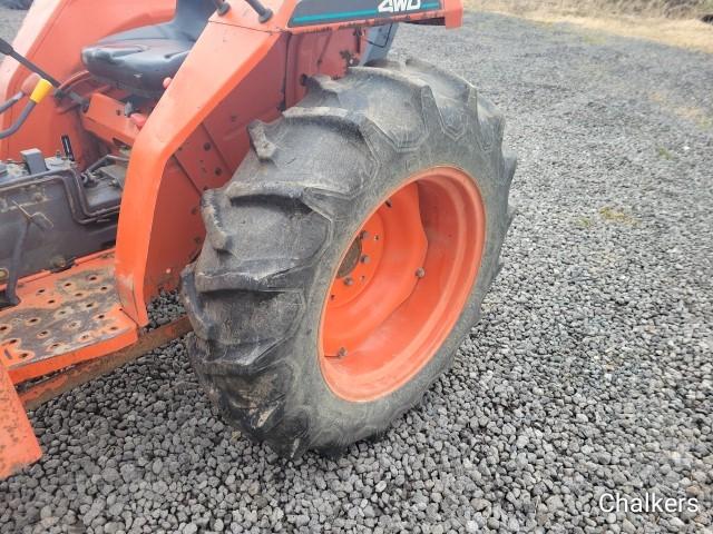 Kubota L3000 4x4 w/Ldr.