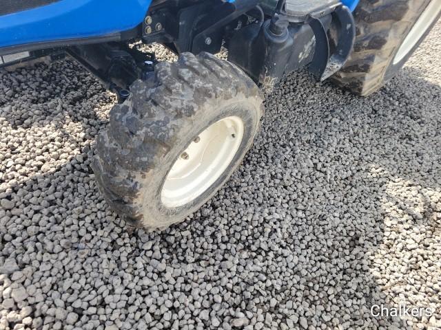 New Holland Workmaster 37 4x4 w/Ldr