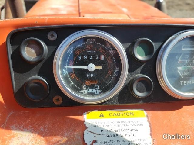 White 2-70 4x4 w/Ldr