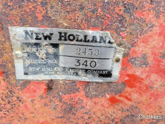New Holland 340 Grinder Mixer