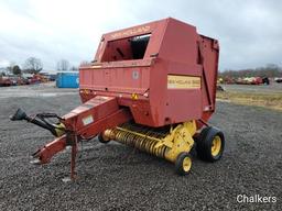 New Holland 640 Round Baler