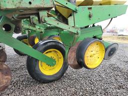 John Deere 7000 4 row Dry Corn Planter