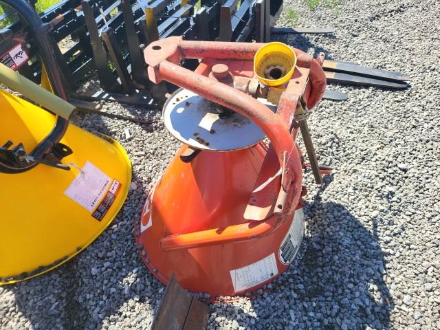 Cosmo 3pt. Fertilizer Spreader