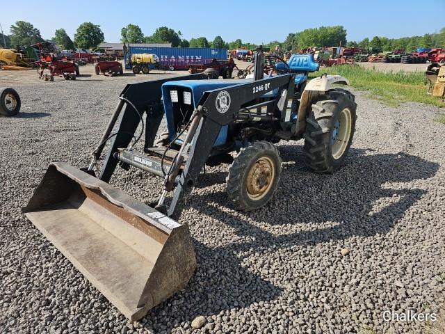 Ford 1900 4x4 w/Ldr