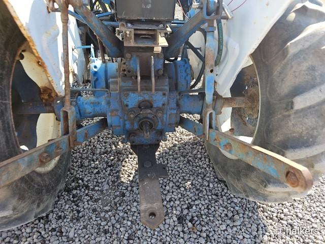 Ford 1900 4x4 w/Ldr