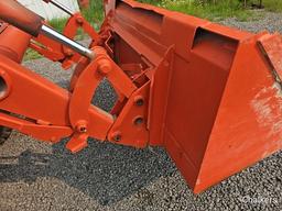 Kubota M6040 4x4 w/Cab/Ldr