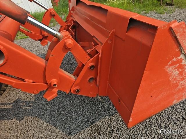 Kubota M6040 4x4 w/Cab/Ldr