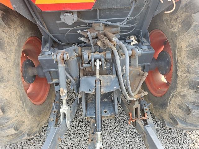 Kubota M6040 4x4 w/Cab/Ldr