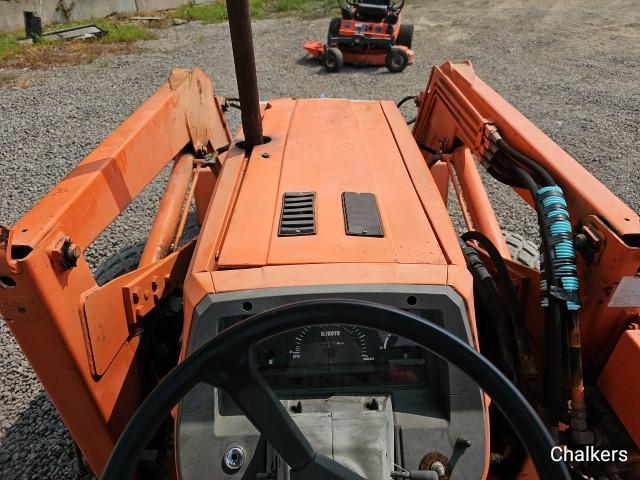 Kubota L4150 4x4 w/Ldr
