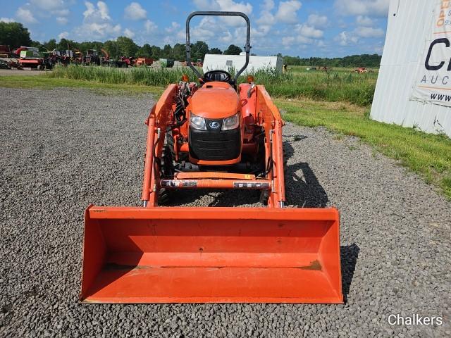 Kubota L2501 4x4 w/Ldr
