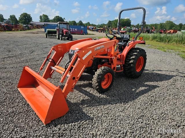Kubota L2501 4x4 w/Ldr