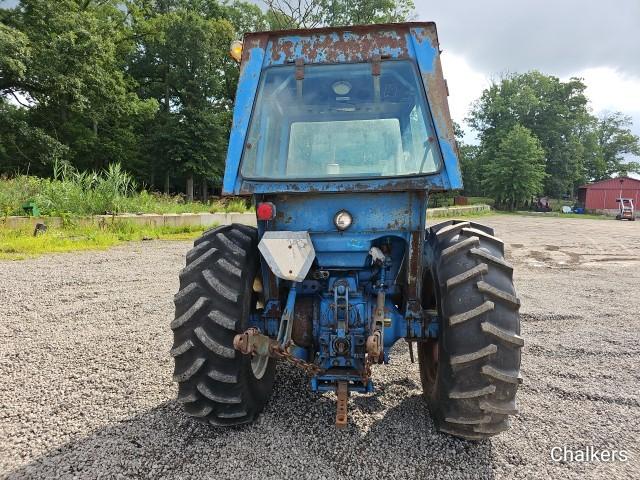 Ford 5600 2wd w/Cab