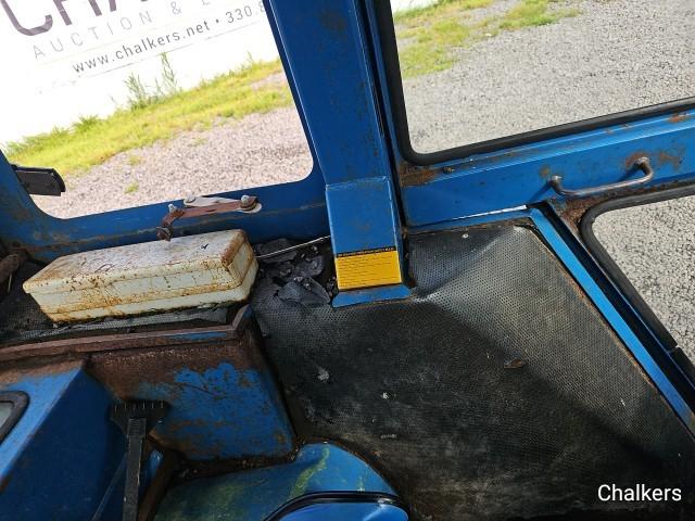 Ford 5600 2wd w/Cab