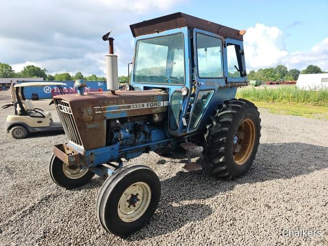 Ford 5600 2wd w/Cab