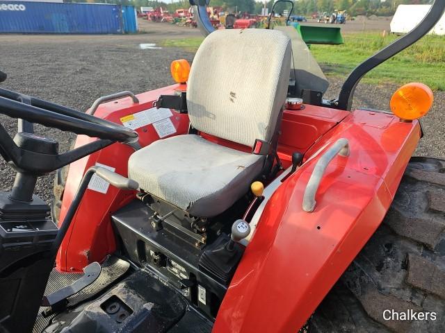 Massey Ferguson 1433 4x4 w/Ldr