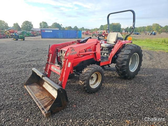 Massey Ferguson 1433 4x4 w/Ldr