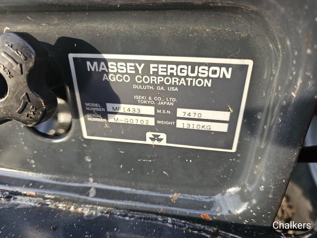Massey Ferguson 1433 4x4 w/Ldr