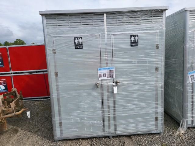 Mobile Toilet w/2 Stalls