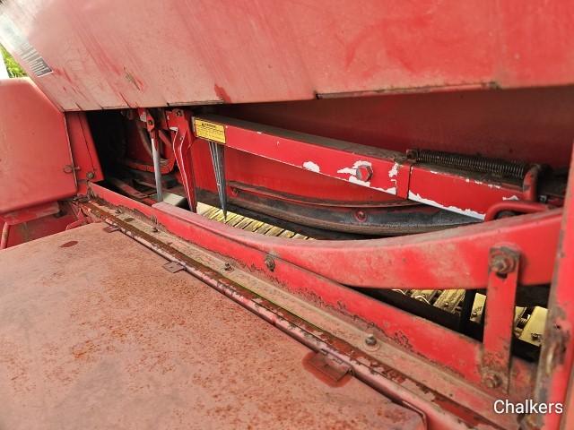 New Holland 315 Square Baler