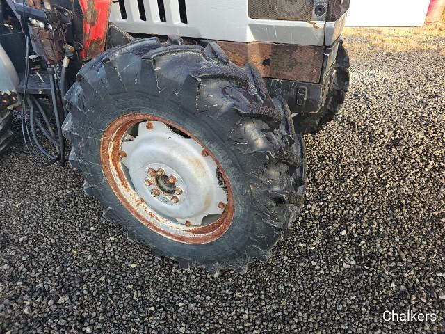 1994White 6065 4x4 w/Ldr