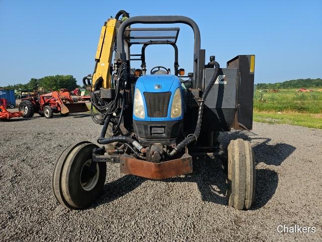 New Holland TS115A 2wd w/Side Arm Mower
