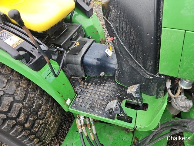 John Deere 2520 4x4 Loader Belly Mower