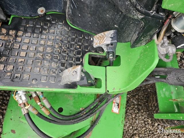 John Deere 2520 4x4 Loader Belly Mower