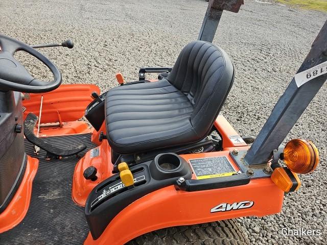 Kubota BX2200 4x4 w/Ldr