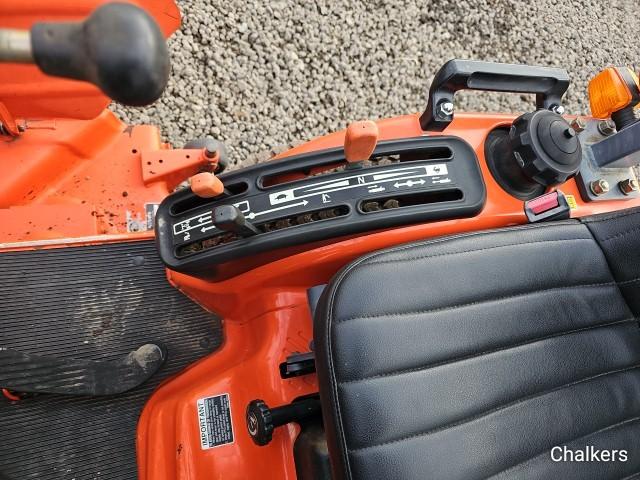 Kubota BX2200 4x4 w/Ldr