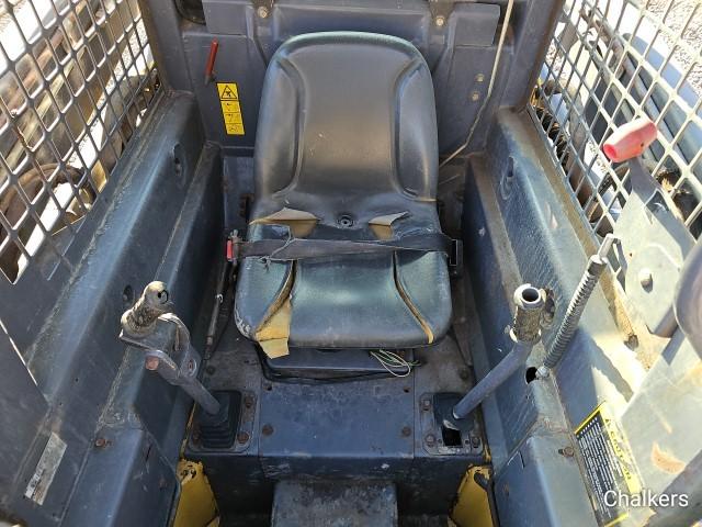 2001 New Holland LS140 Skidsteer