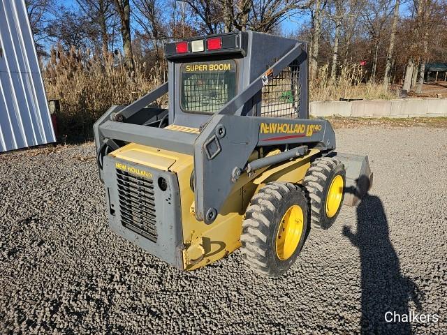 2001 New Holland LS140 Skidsteer