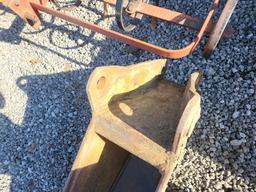 Case 12in. Backhoe Bucket