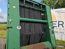 John Deere 435 Round Baler