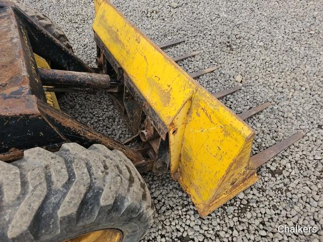 New Holland L555 Skidsteer