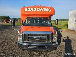 2010 Ford E450 Bus