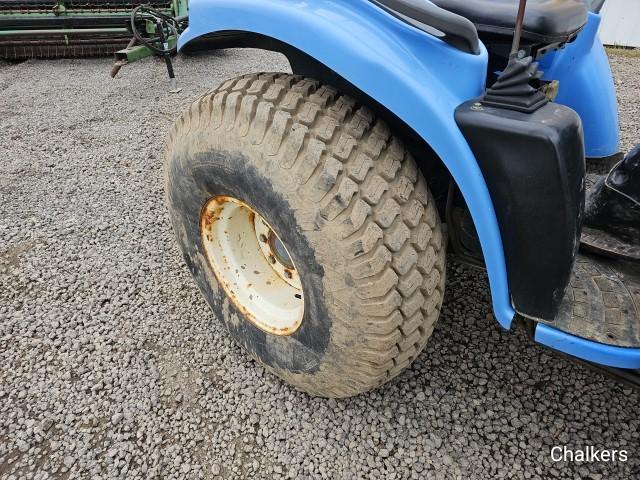 New Holland TC33D 4x4 w/Ldr