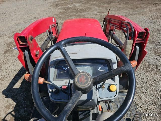Massey Ferguson 1652 4x4 w/Ldr