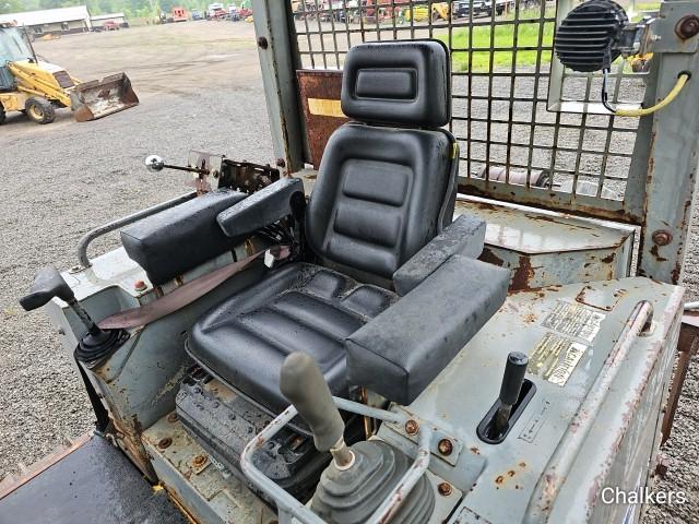 Komatsu D39E Dozer w/6 way Blade