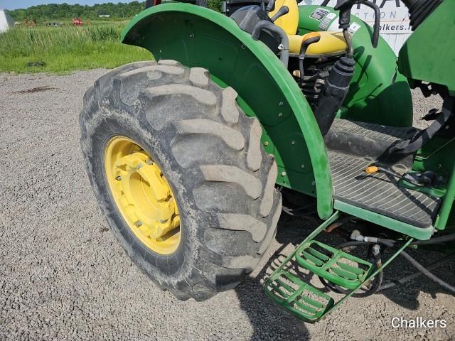 John Deere 5085E 4x4 w/Ldr