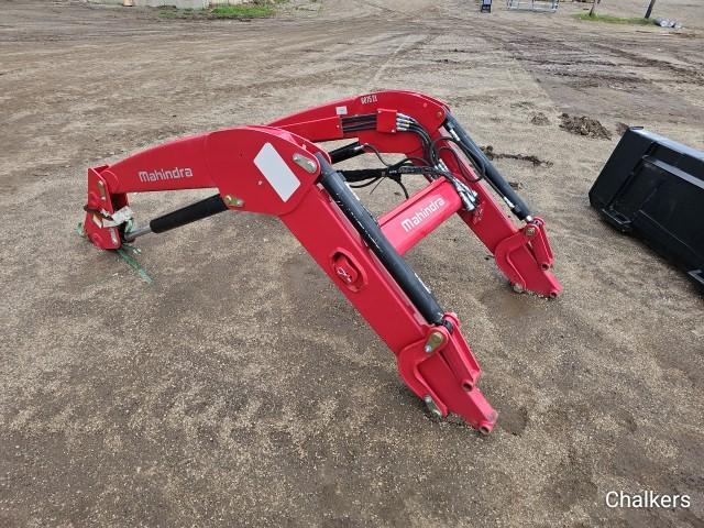 Mahindra 60752L Loader/Unused