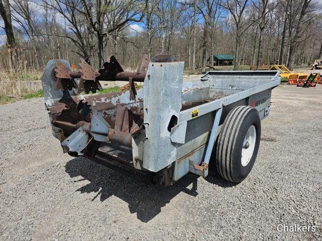 New Idea 3618 PTO Manure Spreader