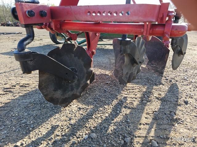 Massey Ferguson 74 3btm. 12in. 3pt. Plow