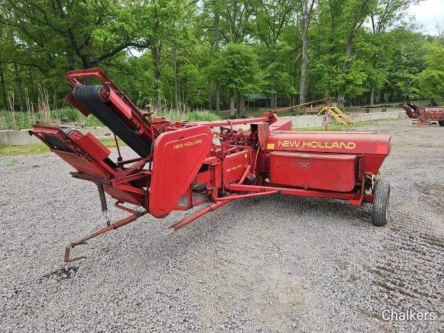 New Holland 273 Square Baler w/Kicker/Super Sweep