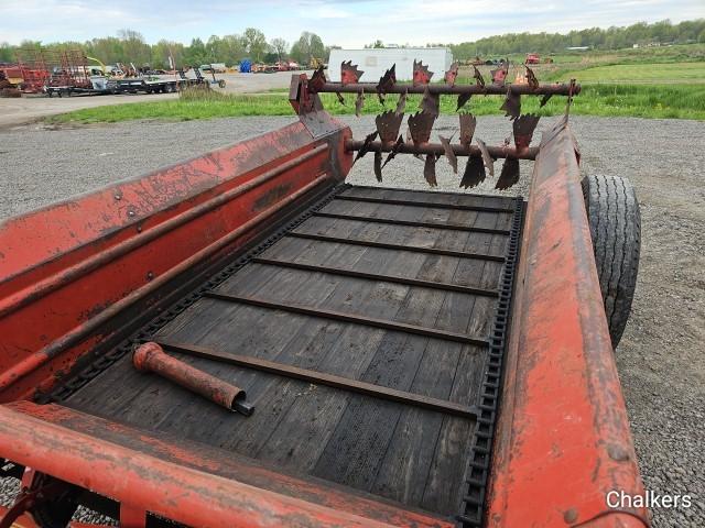 New Holland 512 PTO Manure Spreader/Top Beater