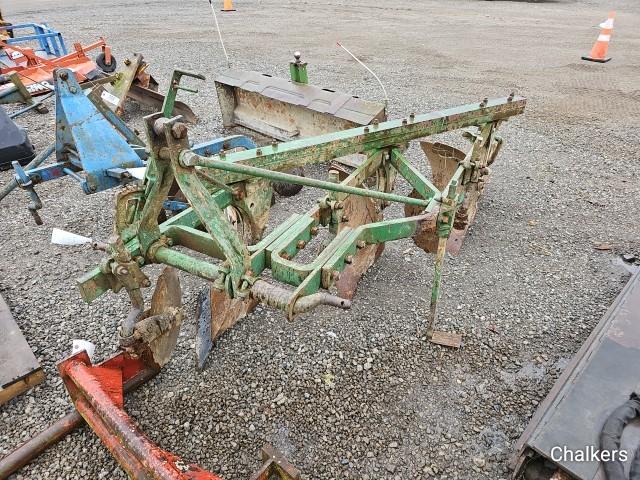 John Deere 3btm. 3pt. Plow/16in.