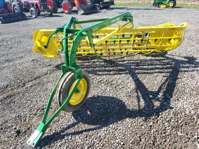 John Deere 660 Dolly Rake