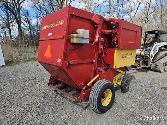 New Holland 848 Round Baler/Nice