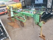 John Deere 1450 5btm. Plow