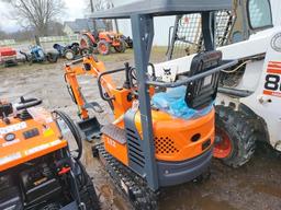 AGT L12 Mini Excavator/Gas/Unused
